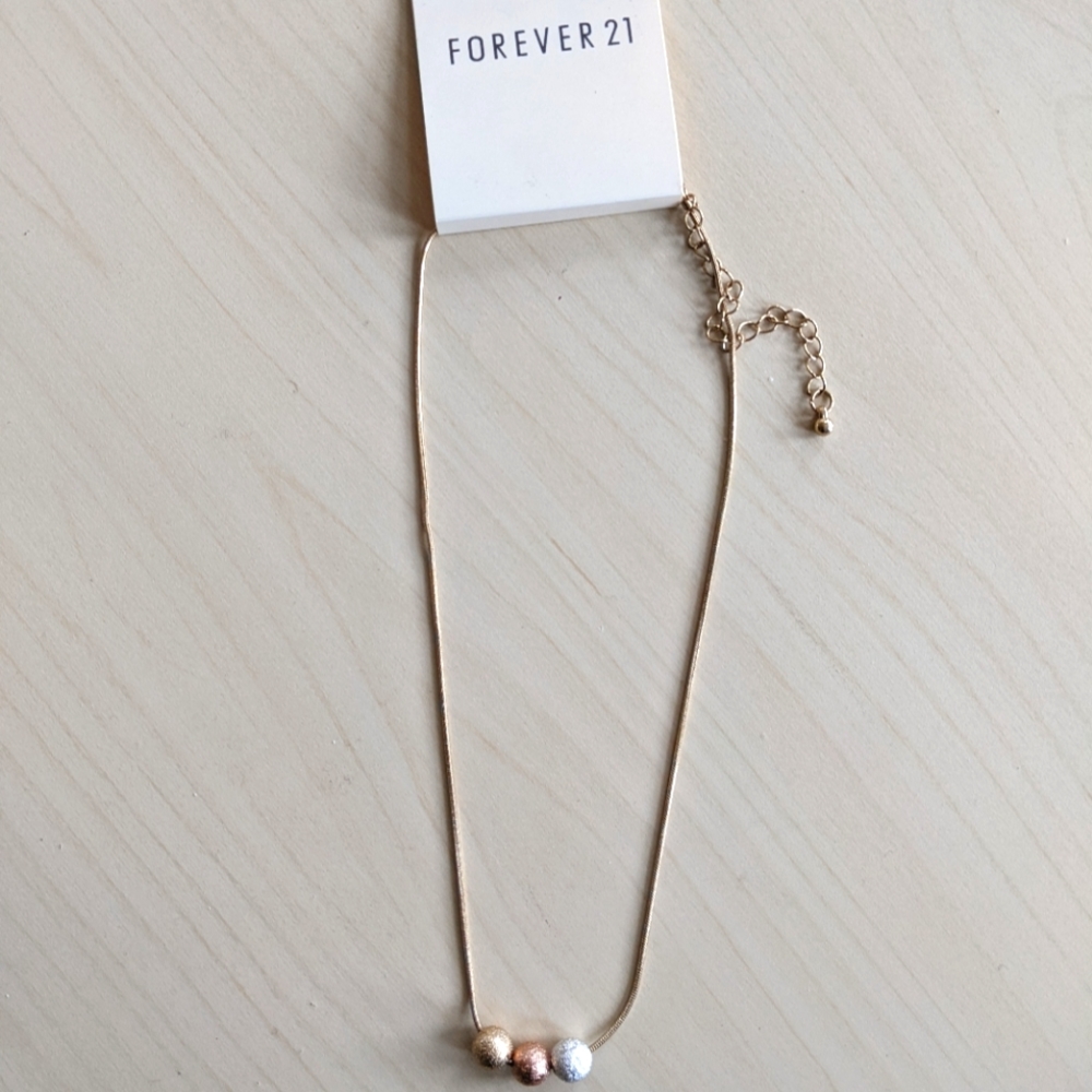 $15/3 Forever 21 three toned necklace